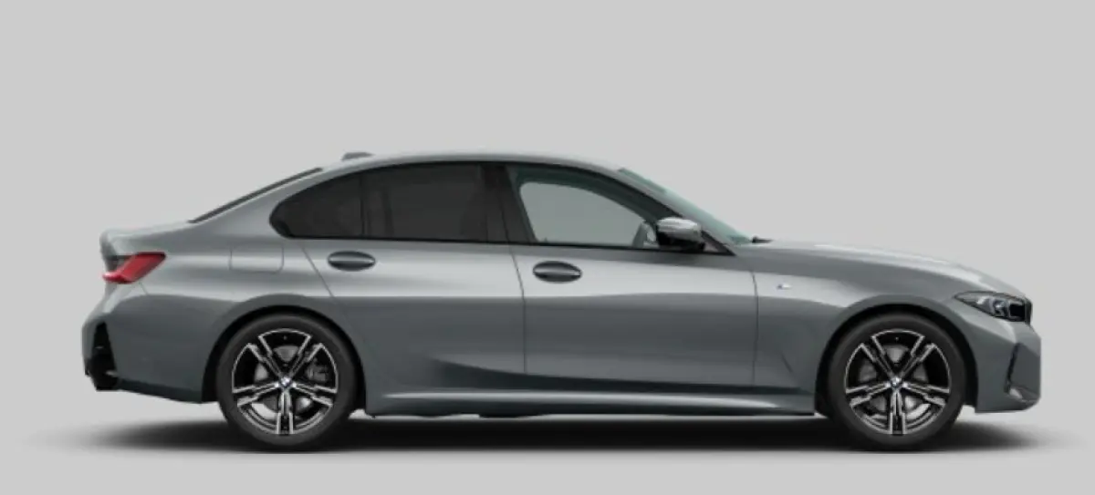 330e xDrive M Sport - Active Cruise Control - Elektrisch verstelbare/verwarmde stoelen - Comfort Access - Sportstoelen - Parking Assistant Plus - BMW Live Cockpit Professional - Getinte ruit