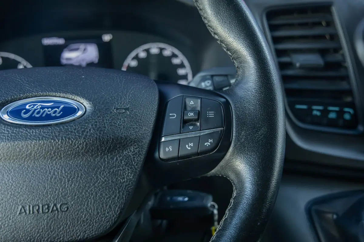 300 2.0 TDCI L2H1 Trend | Trekhaak | Camera | Parkeersensoren | Airco | Apple Carplay/Android Auto | Airco | Apple Carplay/Android Auto|telefoonintegratie premium | Cruise control