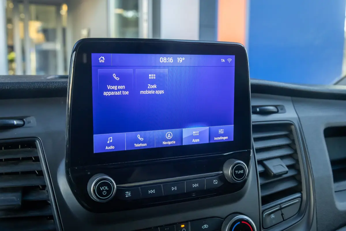 300 2.0 TDCI L2H1 Trend | Trekhaak | Camera | Parkeersensoren | Airco | Apple Carplay/Android Auto | Airco | Apple Carplay/Android Auto|telefoonintegratie premium | Cruise control