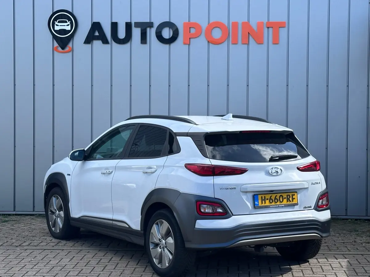 EV Premium 64 kWh WPOMP TREKHAAK SOH 99% 1 EIG DEALER OND HEAD-UP