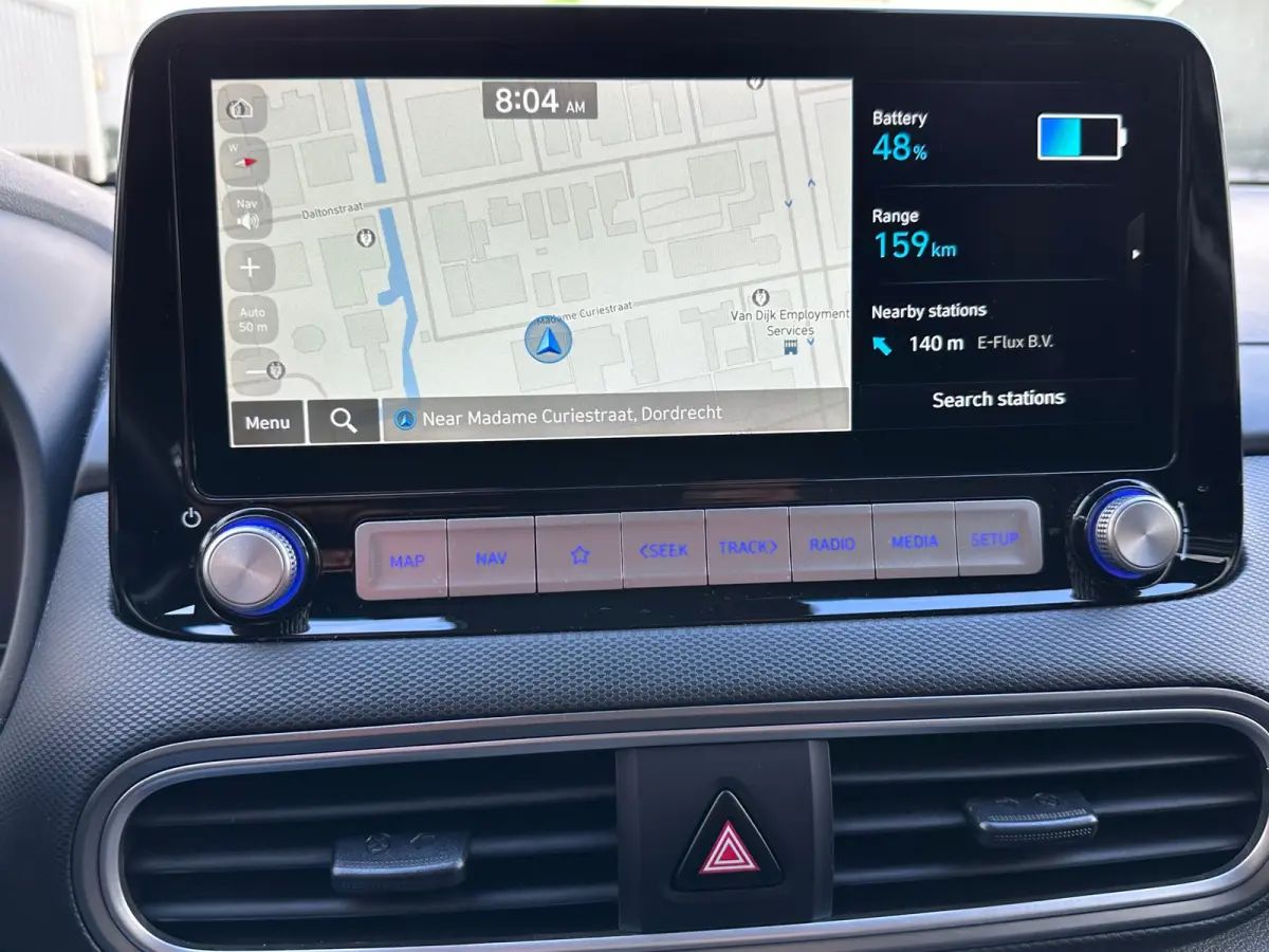 EV Premium 64 kWh WPOMP TREKHAAK SOH 99% 1 EIG DEALER OND HEAD-UP