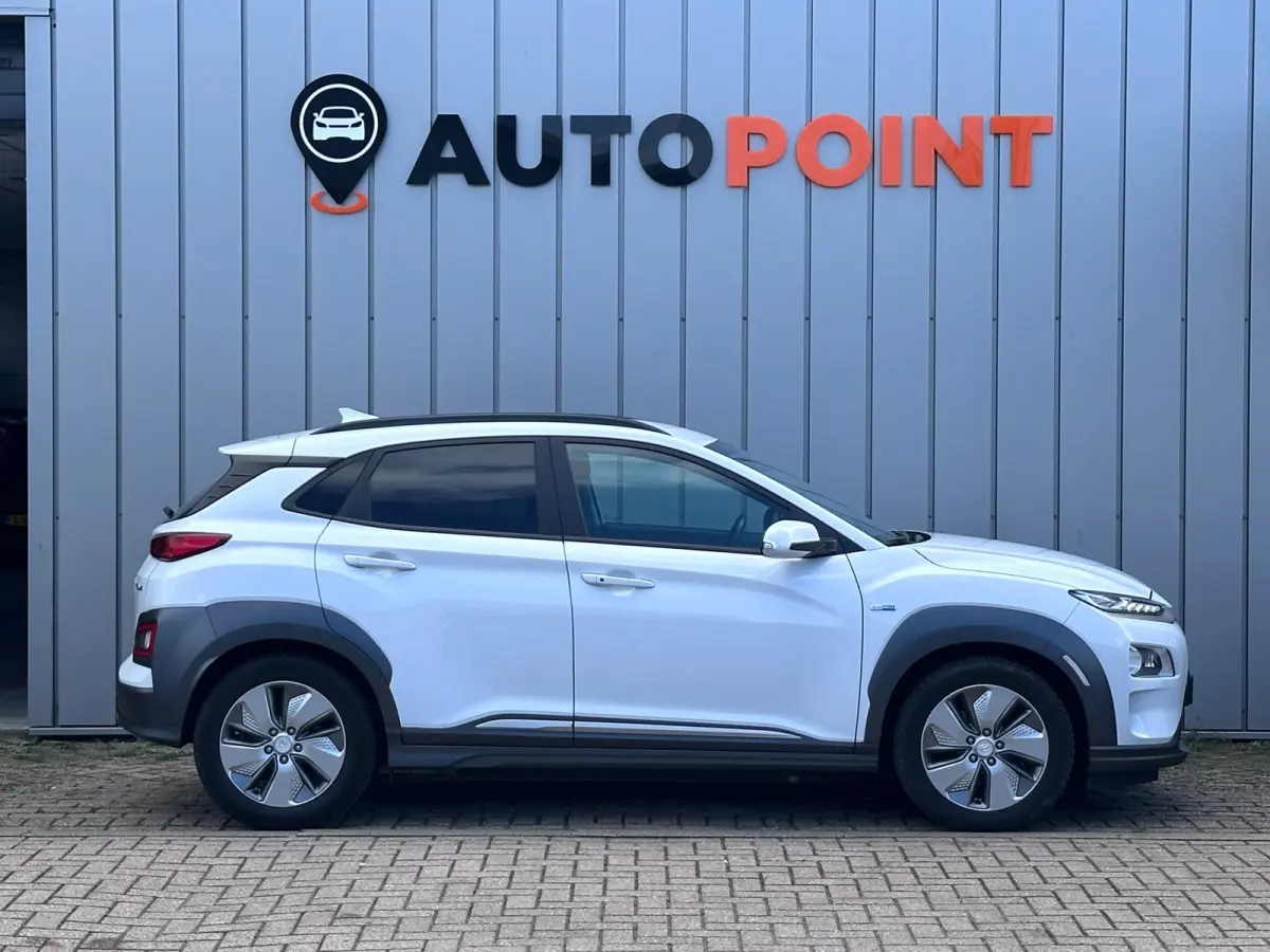 EV Premium 64 kWh WPOMP TREKHAAK SOH 99% 1 EIG DEALER OND HEAD-UP