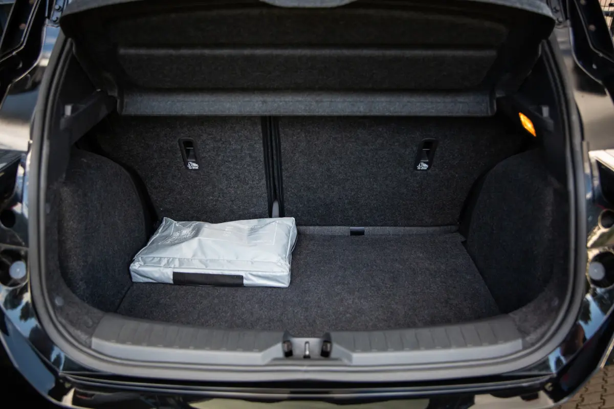 1.0 IG-T N-Connecta , Cruise Control, Airco, Parkeersensoren