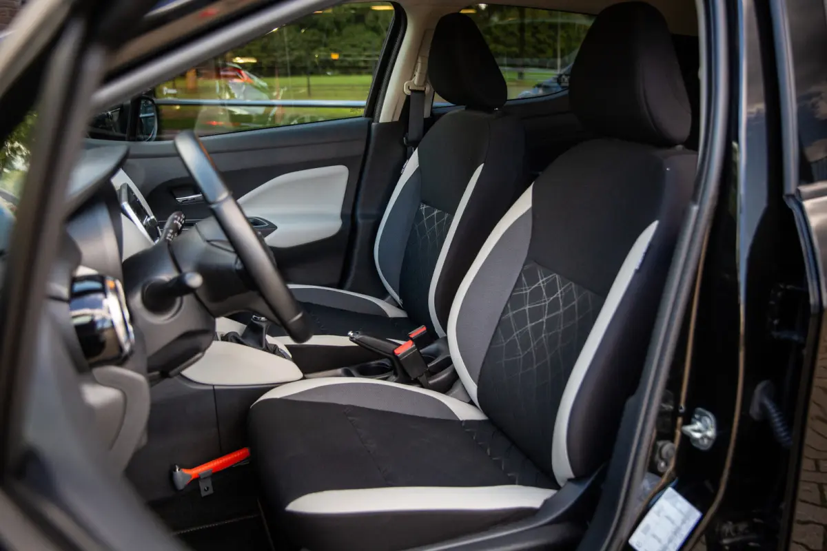 1.0 IG-T N-Connecta , Cruise Control, Airco, Parkeersensoren