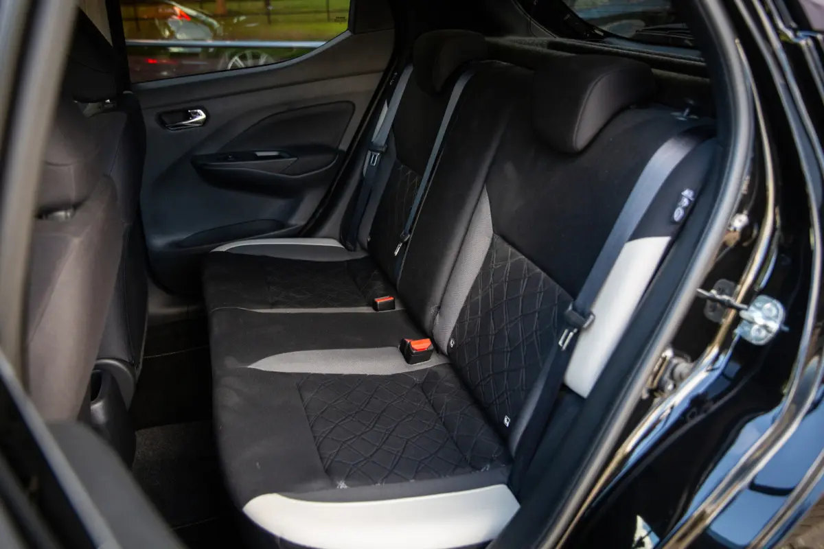 1.0 IG-T N-Connecta , Cruise Control, Airco, Parkeersensoren