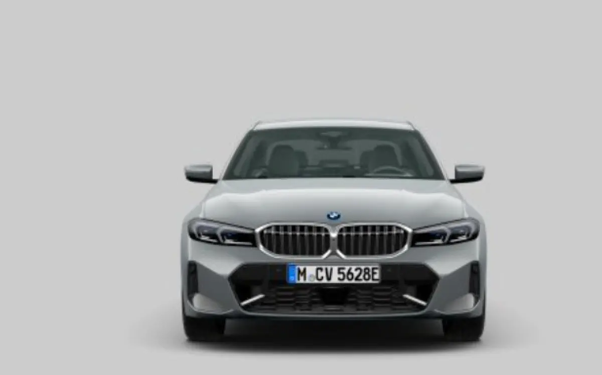 330e xDrive M Sport - Active Cruise Control - Elektrisch verstelbare/verwarmde stoelen - Comfort Access - Sportstoelen - Parking Assistant Plus - BMW Live Cockpit Professional - Getinte ruit