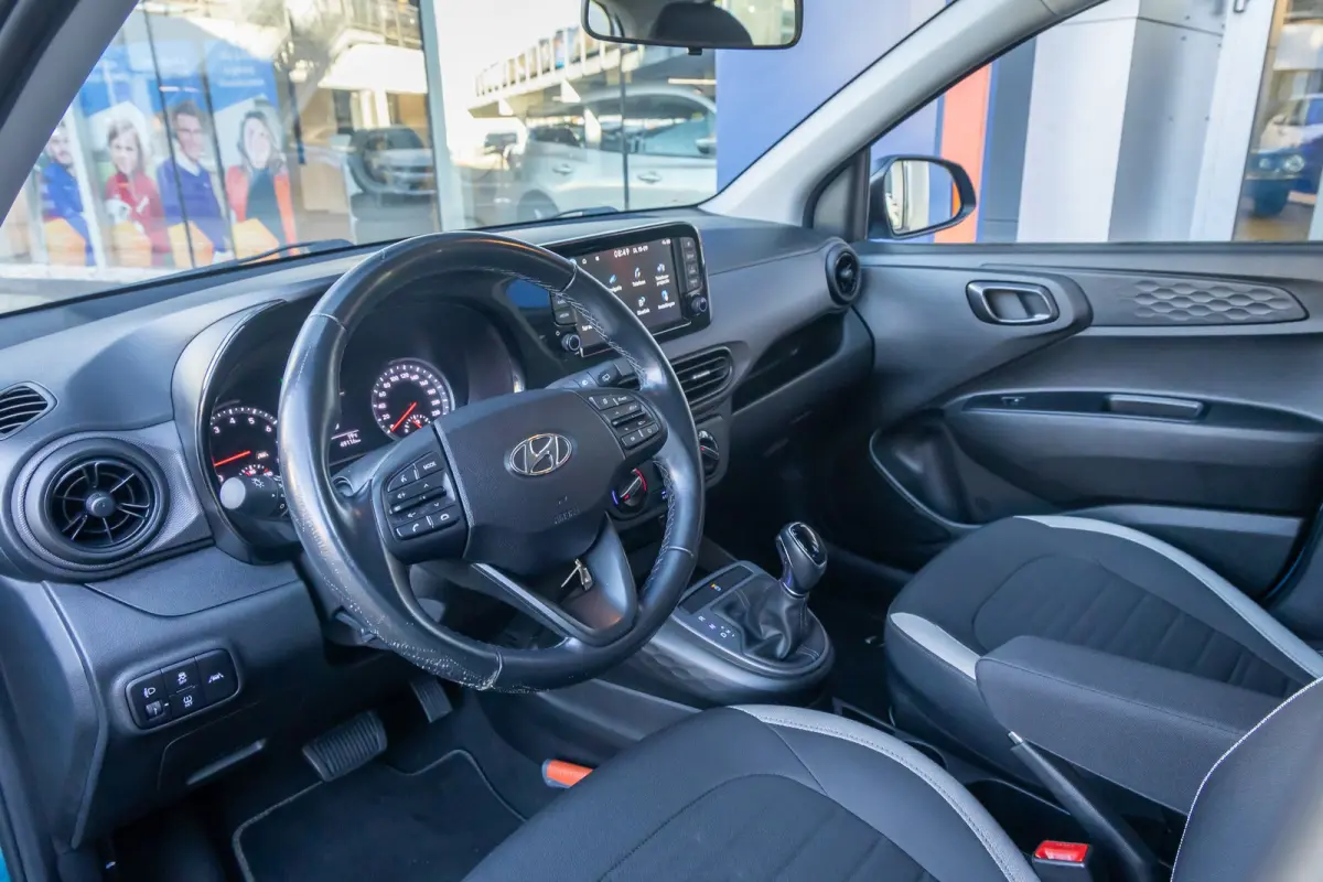 1.0 Comfort Smart 5-zits | Apple Carplay/Android Auto | Navigatiesysteem | Cruise control | Afwijkende dakkleur | Airco | Apple Carplay/Android Auto|telefoonintegratie premium