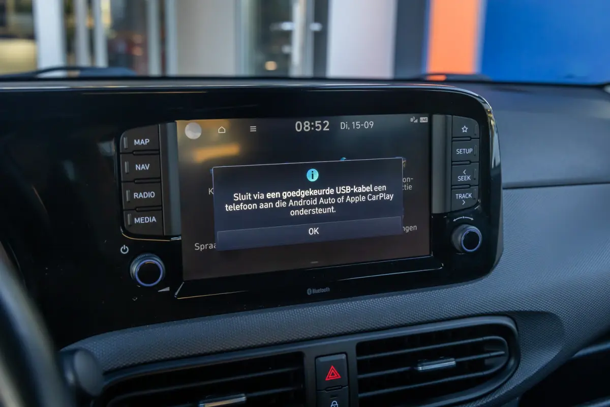 1.0 Comfort Smart 5-zits | Apple Carplay/Android Auto | Navigatiesysteem | Cruise control | Afwijkende dakkleur | Airco | Apple Carplay/Android Auto|telefoonintegratie premium