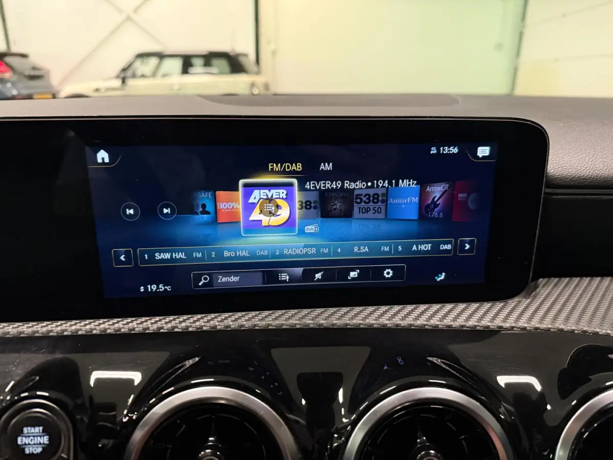 250 e 19''AMG WIDE SCREEN NAVI/V-COCKPIT/DAB/CARPLAY/LED/STOEL-M//