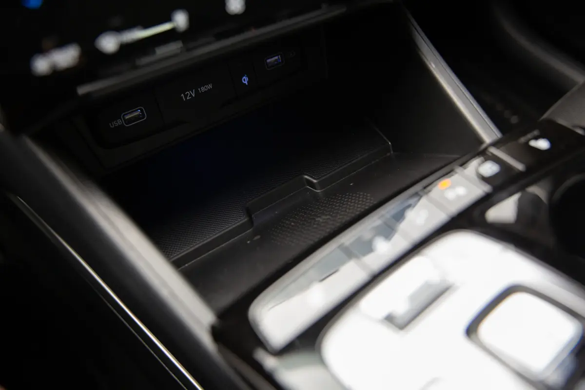1.6 T-GDI PHEV Comfort , SOH 100%, Adap. cruise, Stoel/stuurverwarming, Carplay,