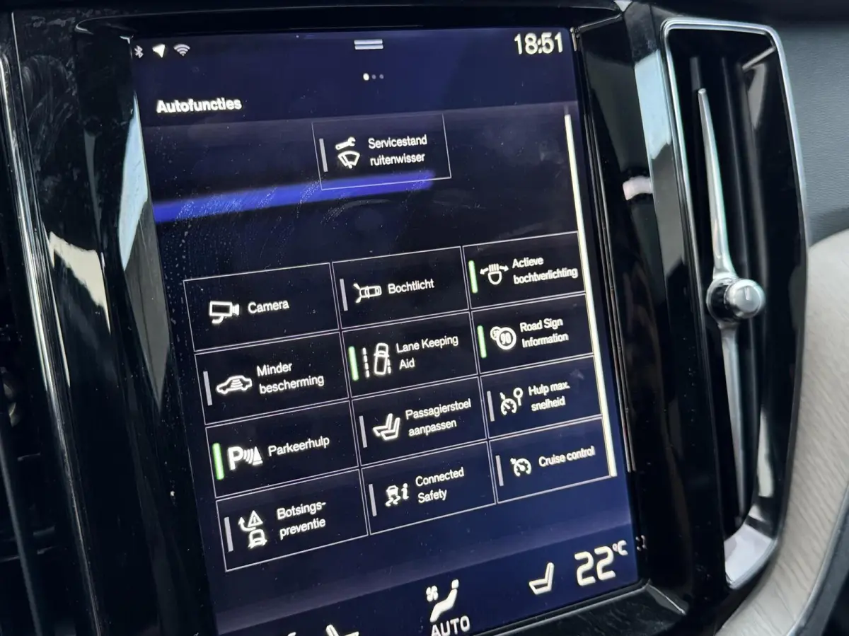 2.0 T5 AWD Inscription Panorama /Leder Dealer OH