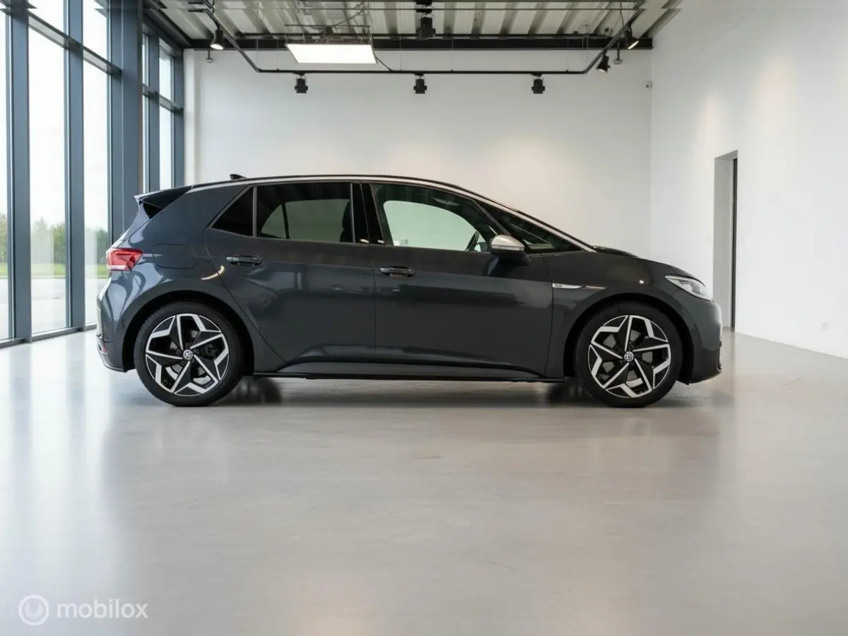First Plus 58 kWh | Camera | LM Velgen | ISOFIX