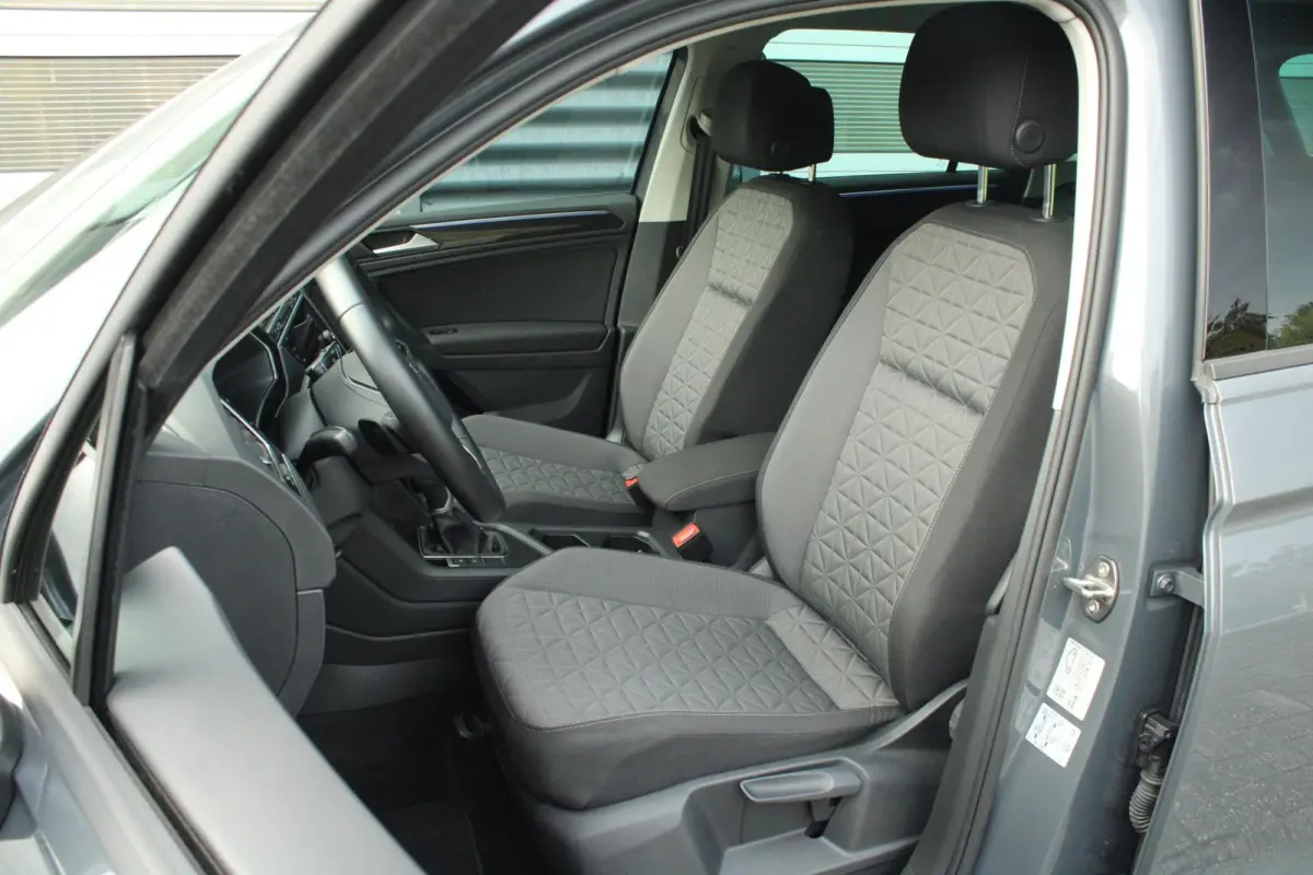 1.4 TSI 245pk eHybrid Life Business | Apple CarPlay en Android Auto | Elec . Achterklep | Camera Achter