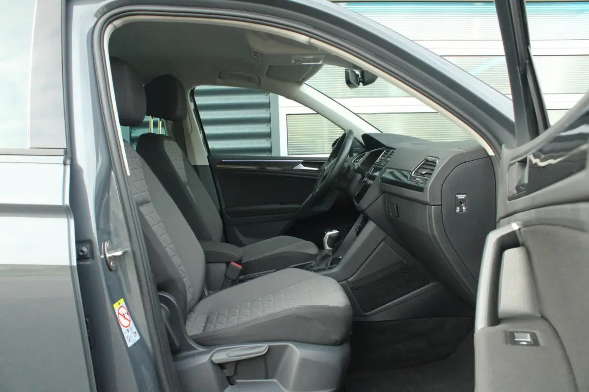 1.4 TSI 245pk eHybrid Life Business | Apple CarPlay en Android Auto | Elec . Achterklep | Camera Achter