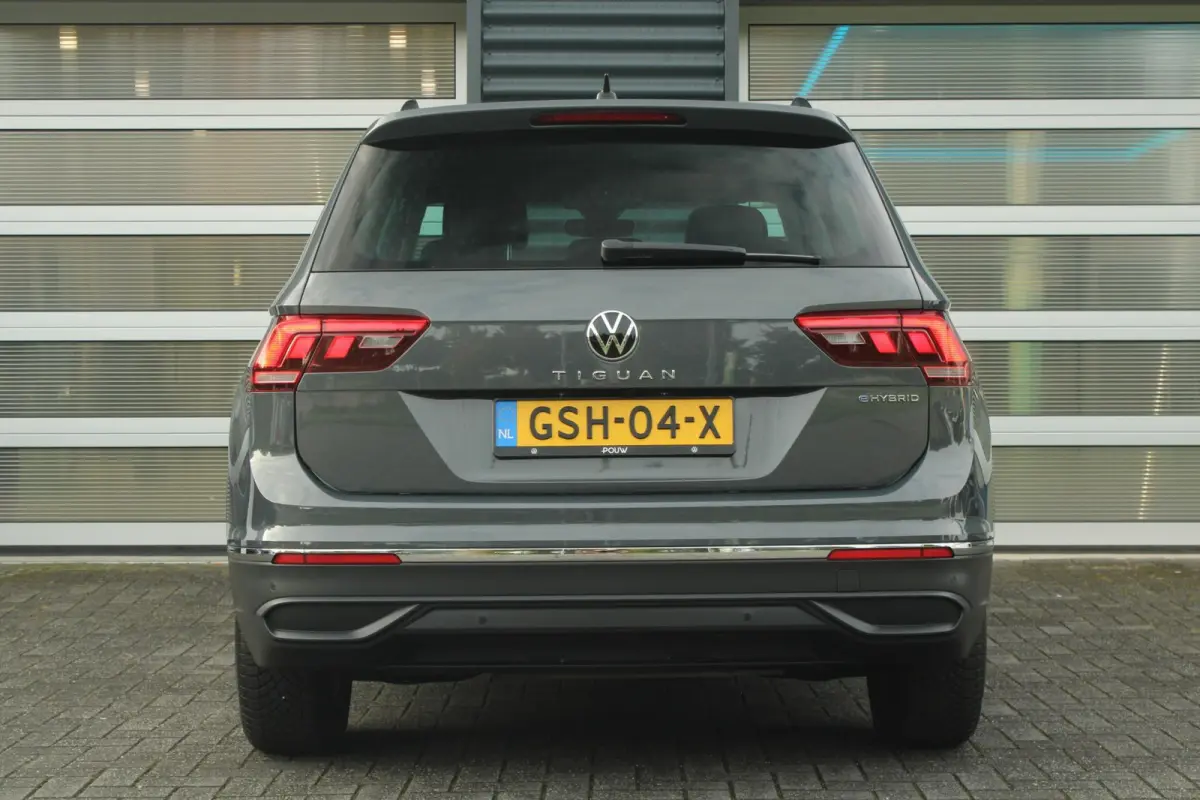 1.4 TSI 245pk eHybrid Life Business | Apple CarPlay en Android Auto | Elec . Achterklep | Camera Achter