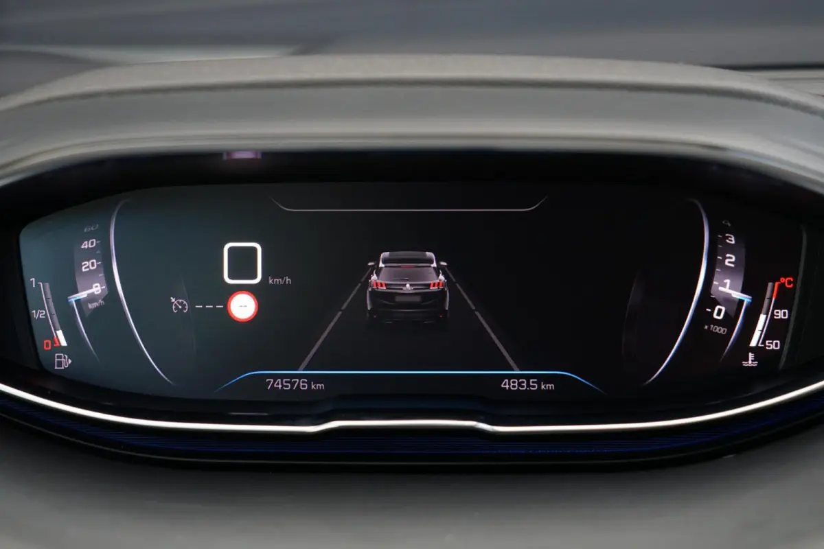 1.2 PureTech Blue Lease Active, NL, CarPlay, cam.