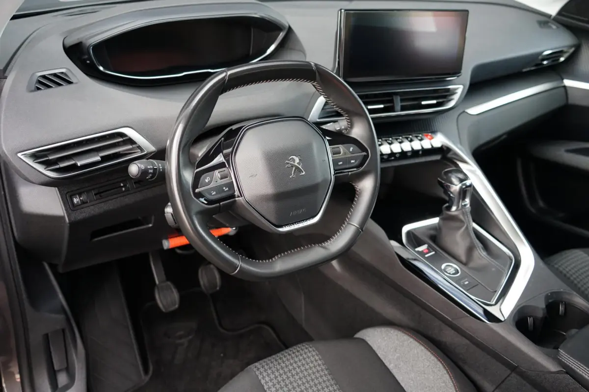 1.2 PureTech Blue Lease Active, NL, CarPlay, cam.