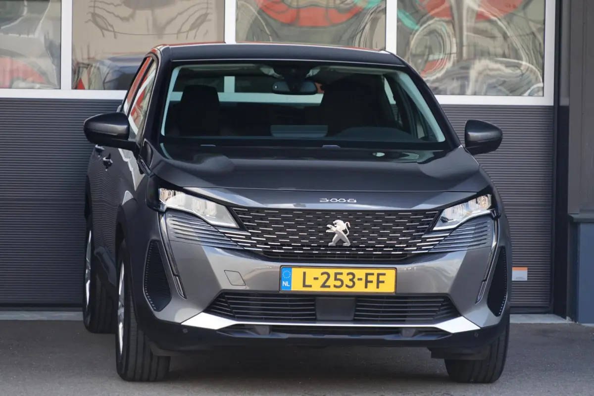 1.2 PureTech Blue Lease Active, NL, CarPlay, cam.