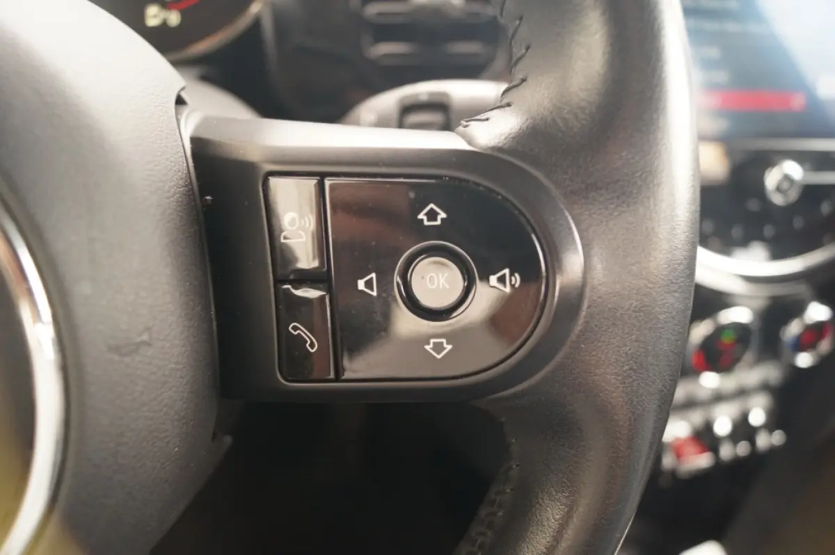 Cooper 1.5 136pk Automaat Cooper Business Edition -NAVI-ECC-