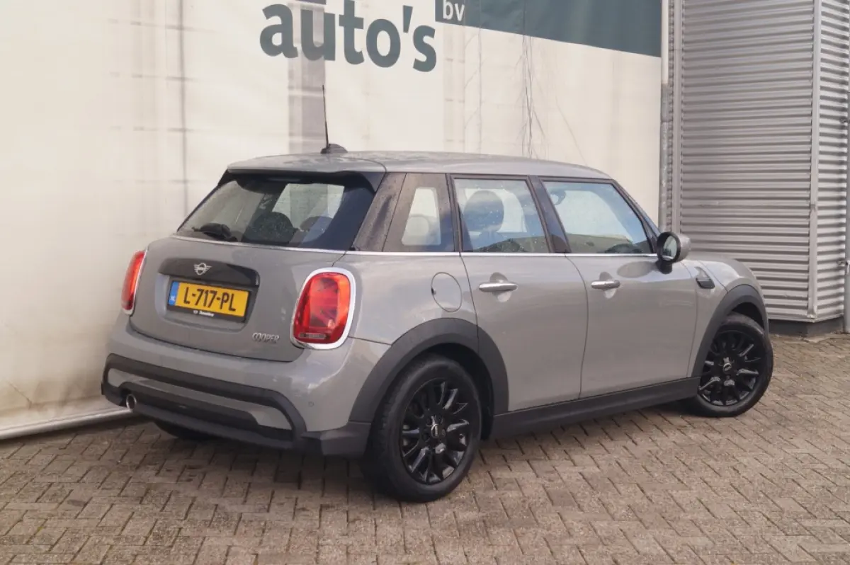 Cooper 1.5 136pk Automaat Cooper Business Edition -NAVI-ECC-