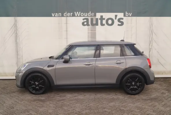 Cooper 1.5 136pk Automaat Cooper Business Edition -NAVI-ECC-