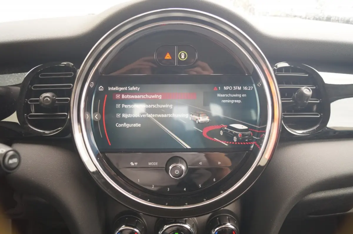 Cooper 1.5 136pk Automaat Cooper Business Edition -NAVI-ECC-
