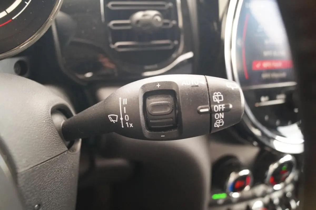 Cooper 1.5 136pk Automaat Cooper Business Edition -NAVI-ECC-