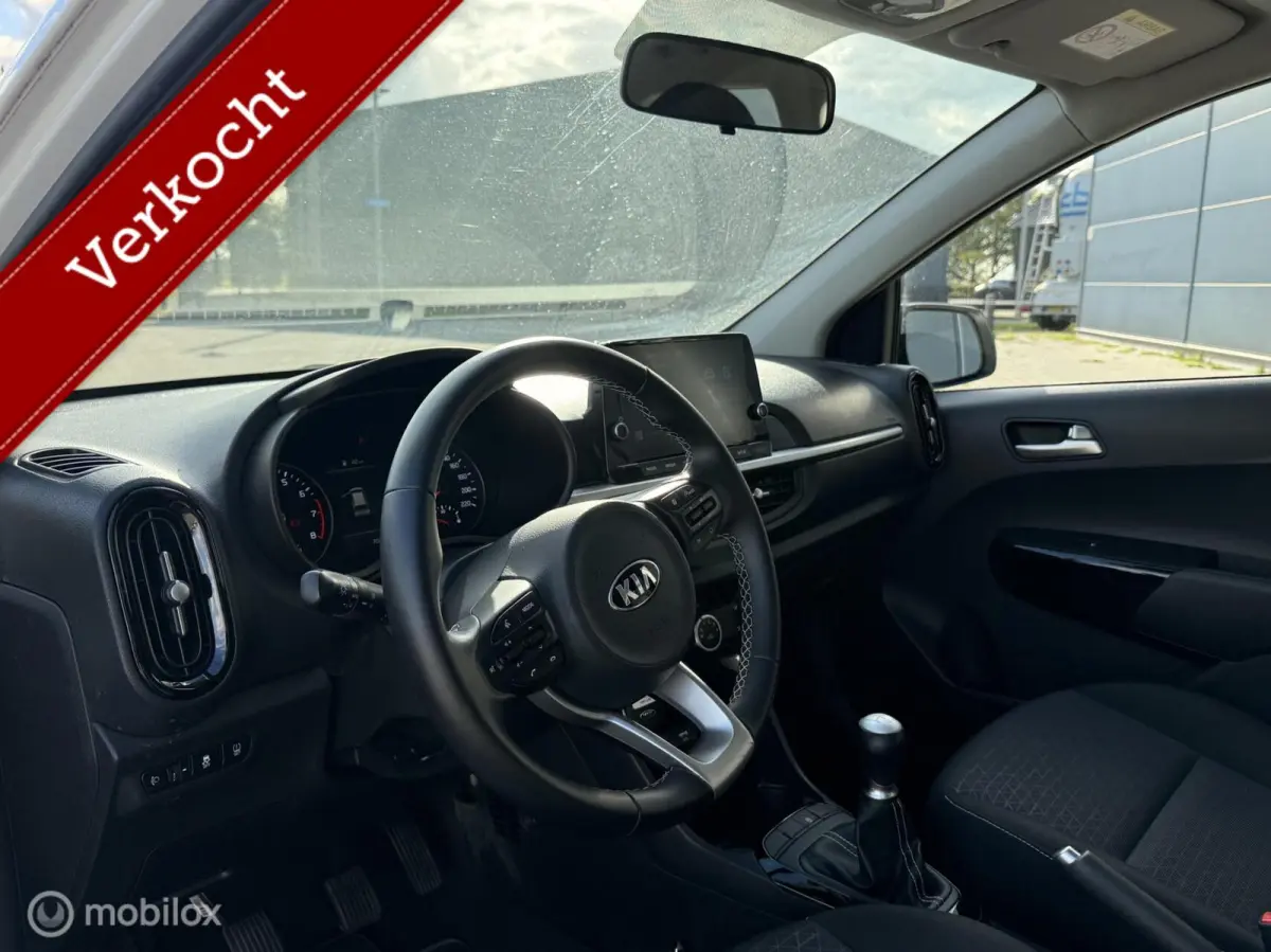 1.0 DPi DynamicLine | Camera | CarPlay | Cruise | LM Velgen