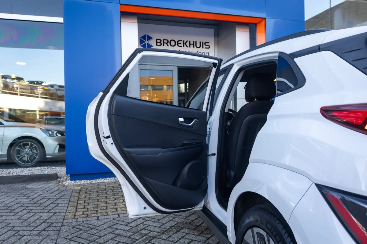 EV Fashion 39 kWh | Trekhaak | Apple Carplay/Android Auto | Achteruitrijcamera | Head-up | Keyless | | Achteruitrijcamera | Apple Carplay/Android Auto|telefoonintegratie premium | Dodehoek d