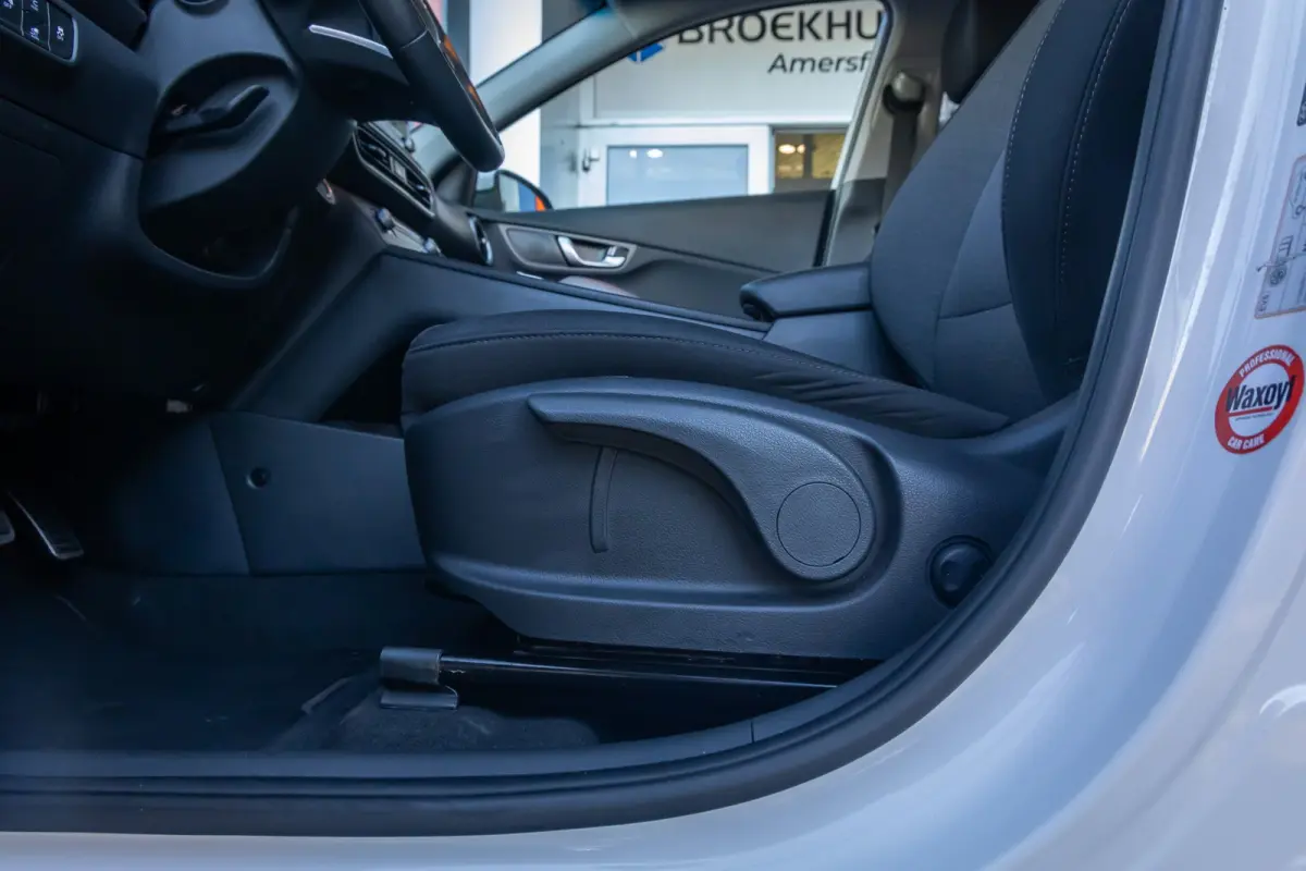 EV Fashion 39 kWh | Trekhaak | Apple Carplay/Android Auto | Achteruitrijcamera | Head-up | Keyless | | Achteruitrijcamera | Apple Carplay/Android Auto|telefoonintegratie premium | Dodehoek d