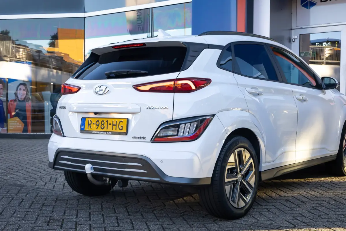 EV Fashion 39 kWh | Trekhaak | Apple Carplay/Android Auto | Achteruitrijcamera | Head-up | Keyless | | Achteruitrijcamera | Apple Carplay/Android Auto|telefoonintegratie premium | Dodehoek d