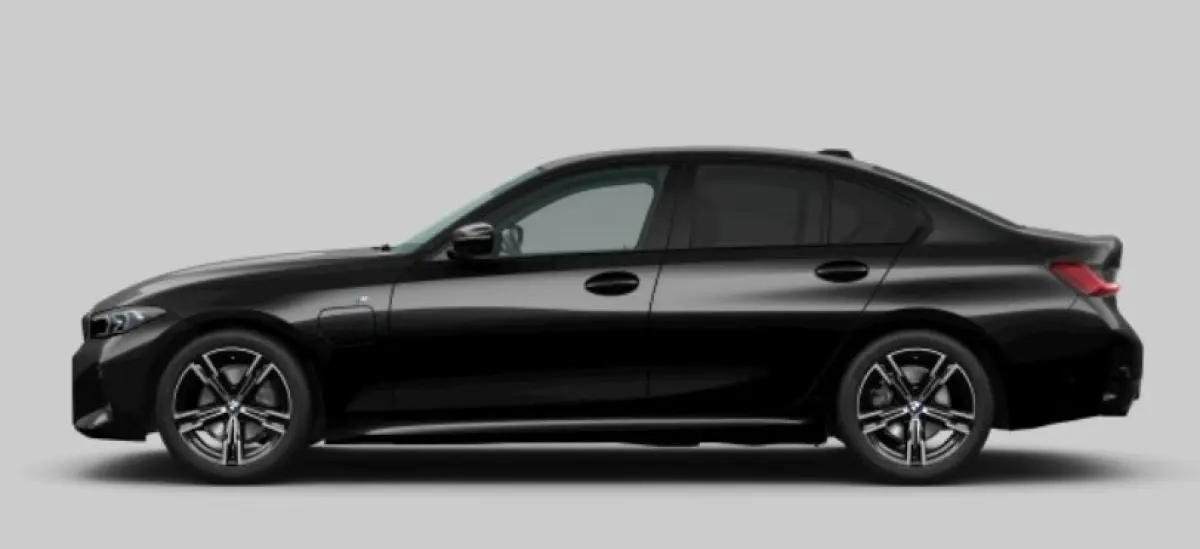 330e xDrive M Sport - Active Cruise Control - Elektrisch verstelbare/verwarmde stoelen - Comfort Access - Sportstoelen - Parking Assistant Plus - BMW Live Cockpit Professional - Getinte ruit