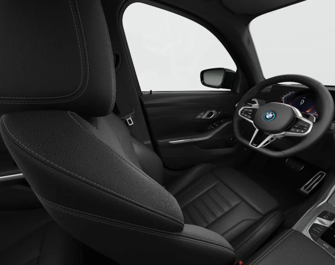 330e xDrive M Sport - Active Cruise Control - Elektrisch verstelbare/verwarmde stoelen - Comfort Access - Sportstoelen - Parking Assistant Plus - BMW Live Cockpit Professional - Getinte ruit