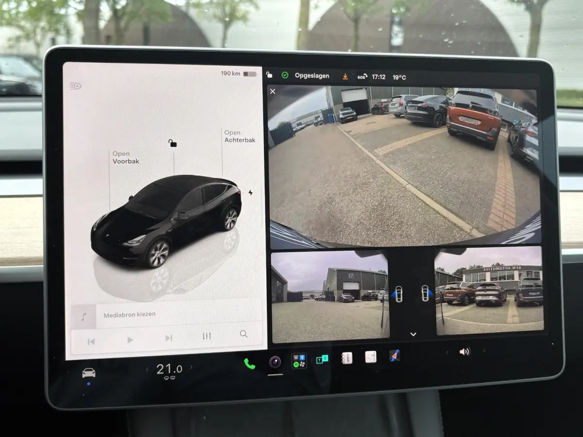 Long Range AWD 75 kWh VAN:40.900,- VOOR:37.440,- UW HERFSTVOORDEEL:3.460,- | SOH 94% | RIJKLAAR GELEVERD | AFNEEMBARE TREKHAAK |TESLA FABRIEKSGARANTIE TOT 06-2027 OF 80.000 KM | TESLA GARANT