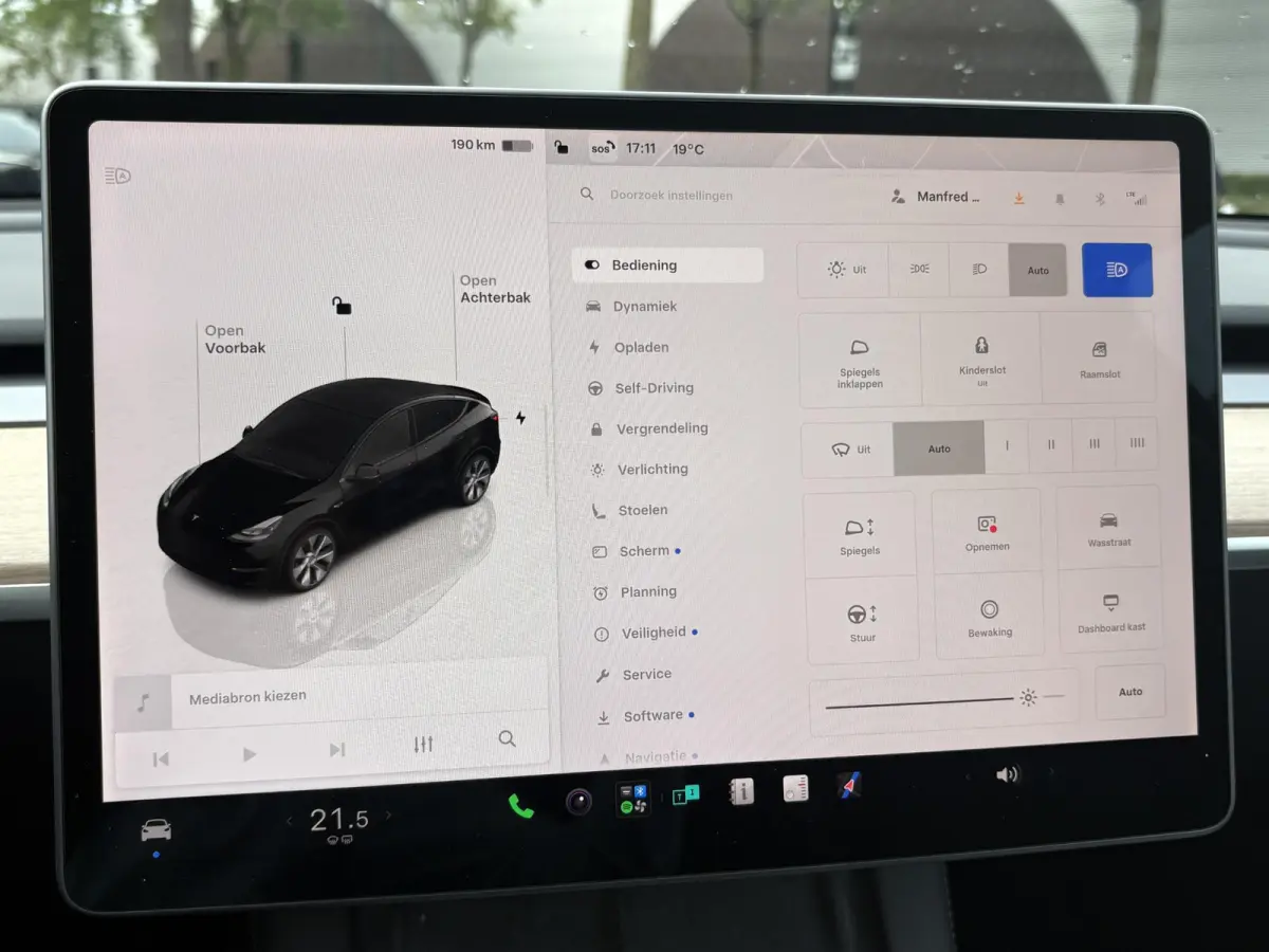 Long Range AWD 75 kWh VAN:40.900,- VOOR:37.440,- UW HERFSTVOORDEEL:3.460,- | SOH 94% | RIJKLAAR GELEVERD | AFNEEMBARE TREKHAAK |TESLA FABRIEKSGARANTIE TOT 06-2027 OF 80.000 KM | TESLA GARANT