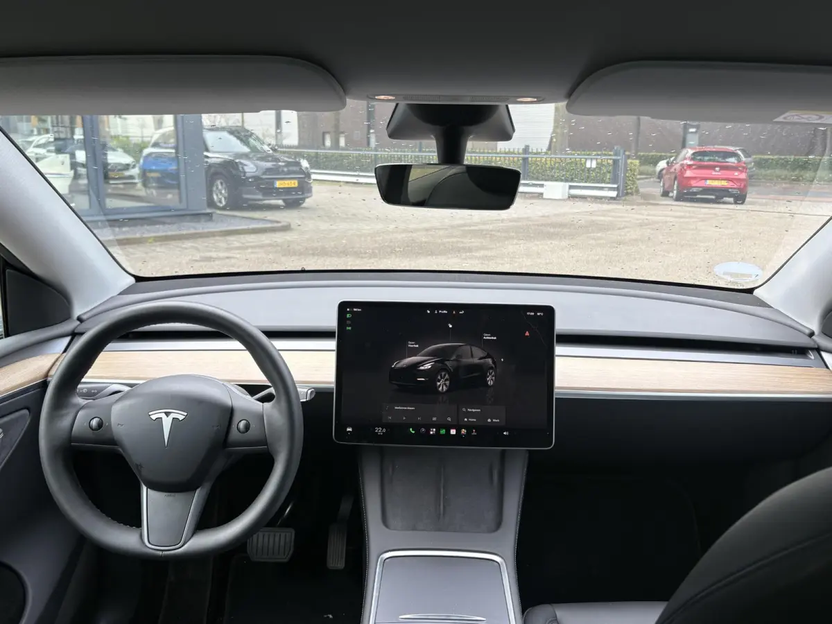 Long Range AWD 75 kWh VAN:40.900,- VOOR:37.440,- UW HERFSTVOORDEEL:3.460,- | SOH 94% | RIJKLAAR GELEVERD | AFNEEMBARE TREKHAAK |TESLA FABRIEKSGARANTIE TOT 06-2027 OF 80.000 KM | TESLA GARANT