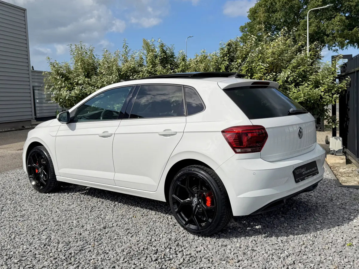1.0 TSI Highline DSG Pano|Navi|LED|Leer Wit!