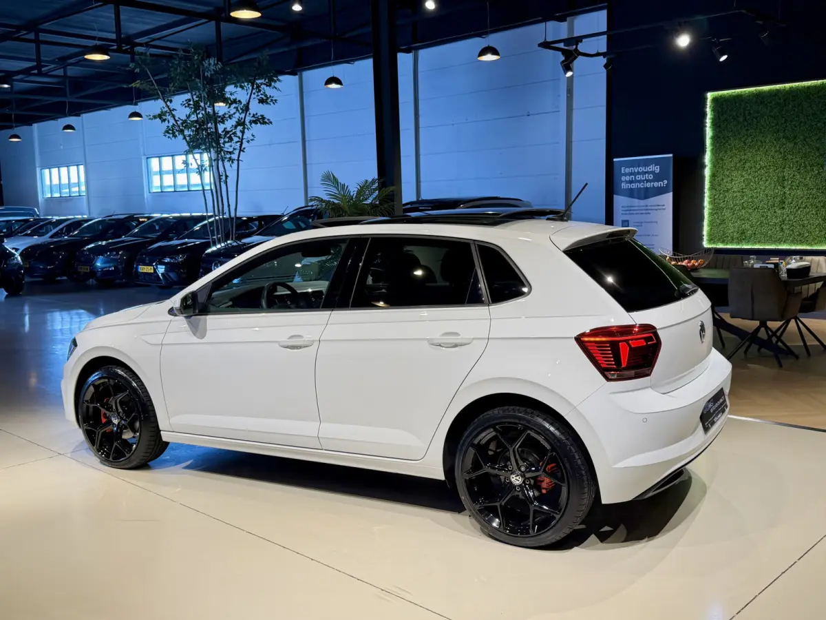 1.0 TSI Highline DSG Pano|Navi|LED|Leer Wit!