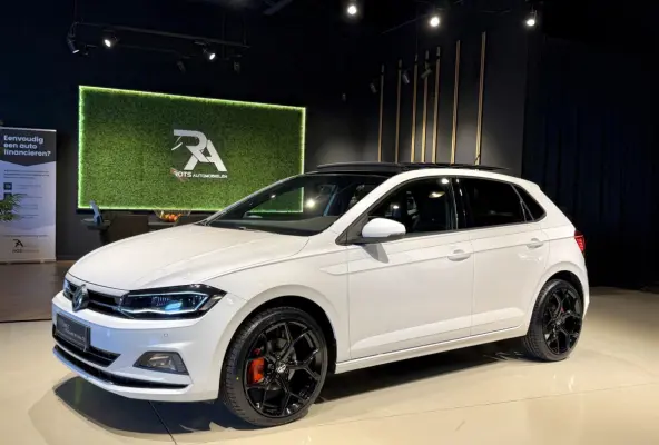 1.0 TSI Highline DSG Pano|Navi|LED|Leer Wit!