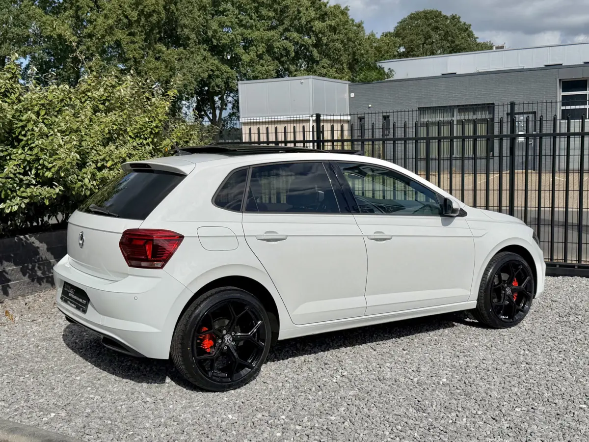 1.0 TSI Highline DSG Pano|Navi|LED|Leer Wit!