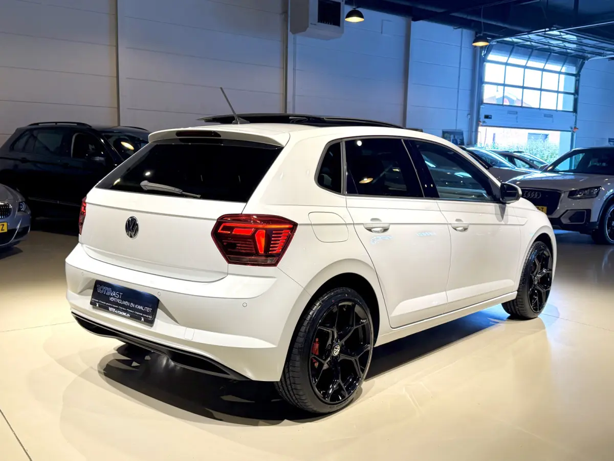 1.0 TSI Highline DSG Pano|Navi|LED|Leer Wit!