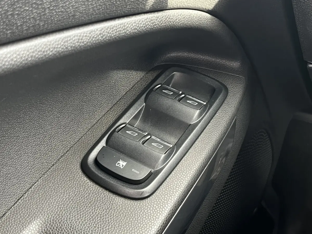 1.5 Ti-VCT Titanium Automaat | Afn. trekhaak | Cruise | Sony audio | Climate | PDC | Bluetooth | Navi | etc. etc.