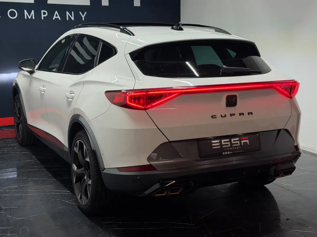 1.4 e-Hybrid VZ Performance Memory|Pano|Full Option