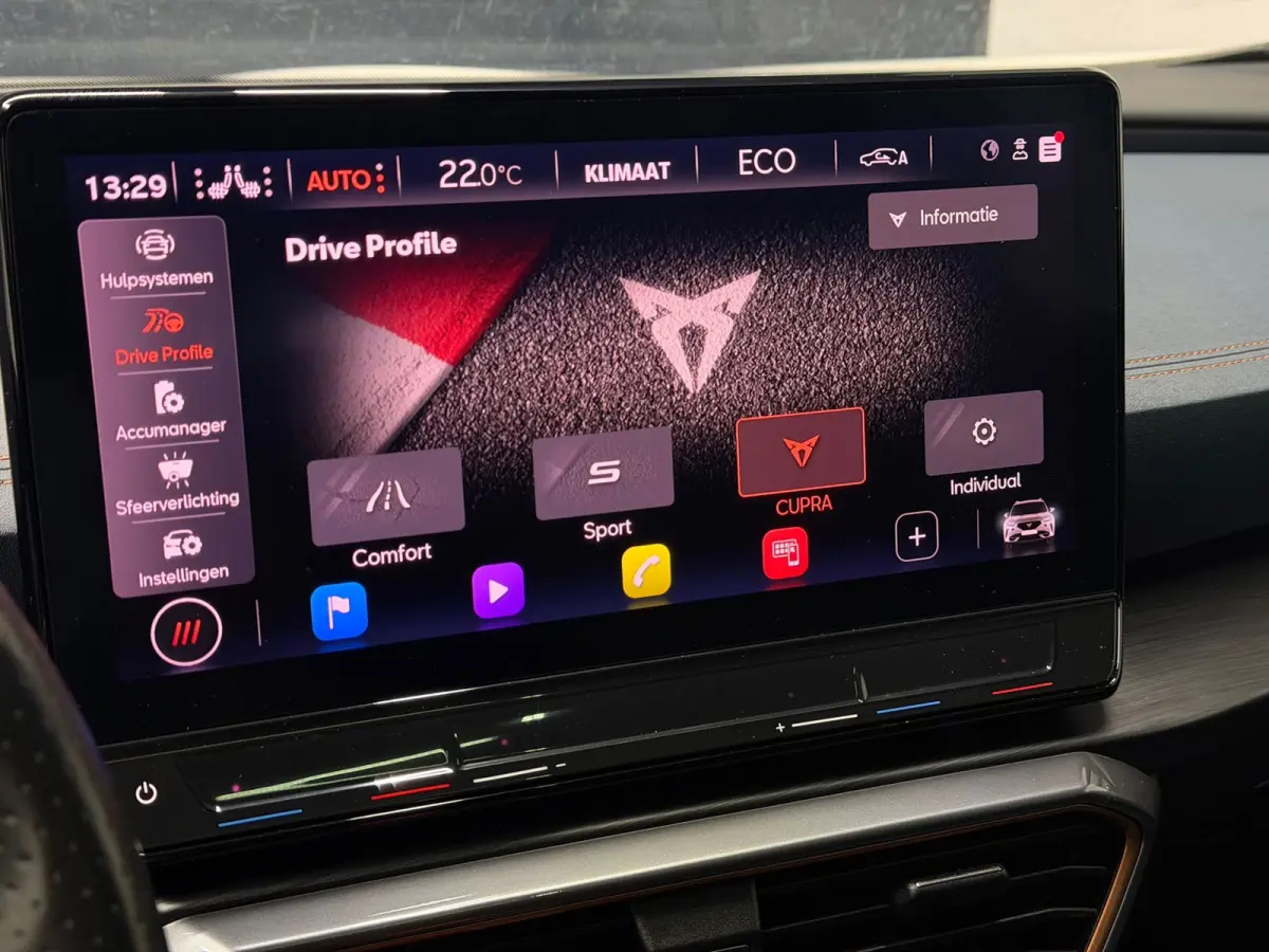 1.4 e-Hybrid VZ Performance Memory|Pano|Full Option