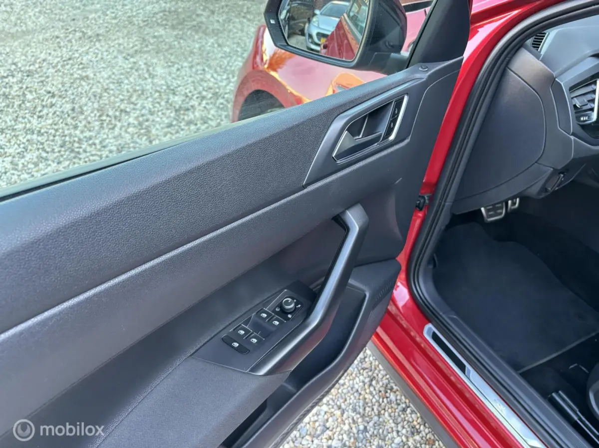 1.0 TSI R-Line 110 PK Panoschuifdak Navigatie DSG