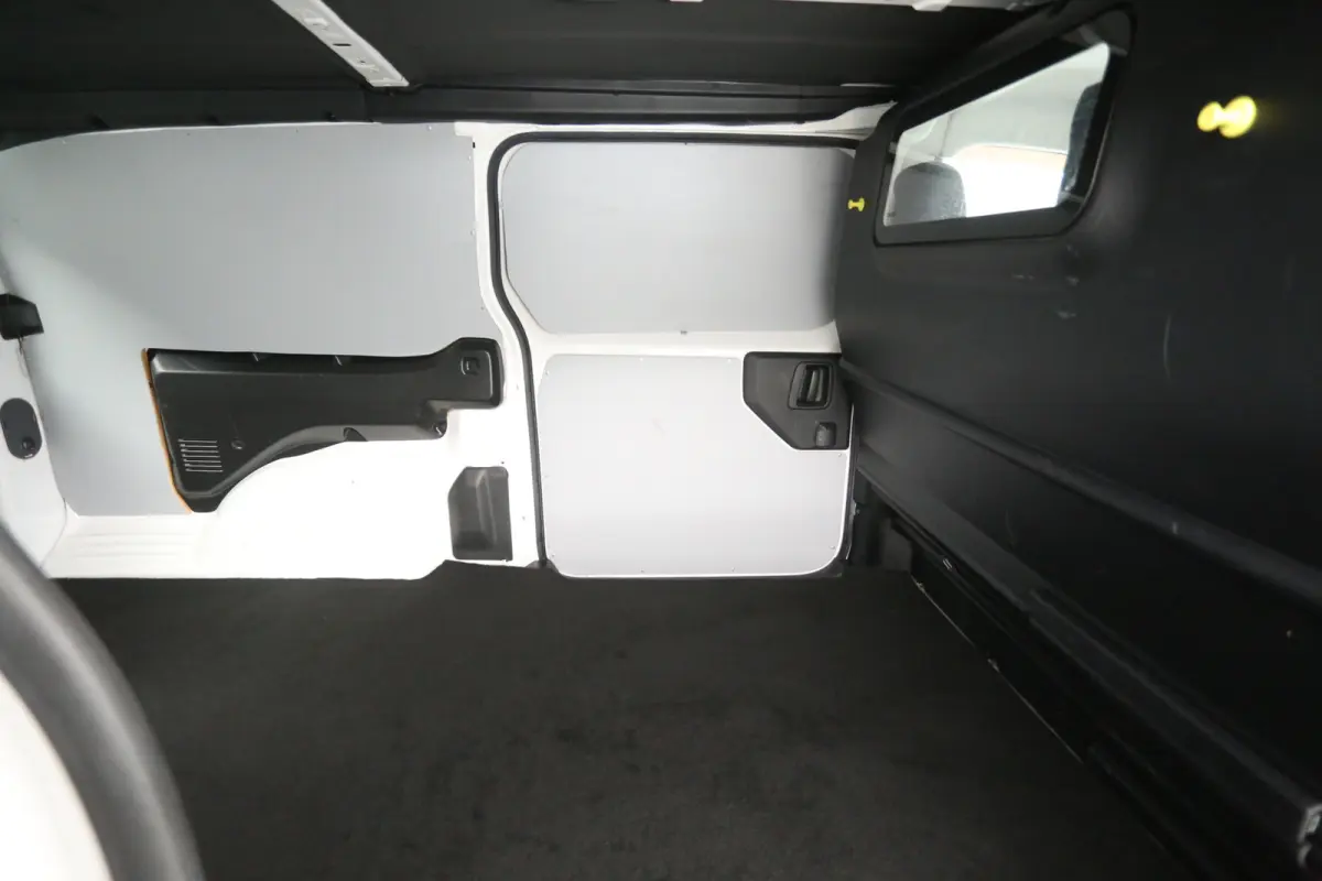 2.0D L3H1 150PK | Marge | Clima | Camera | Cruise | HuD | 3 Zits | 2xSchuifdeur Elektrisch | Trekhaak | Carplay