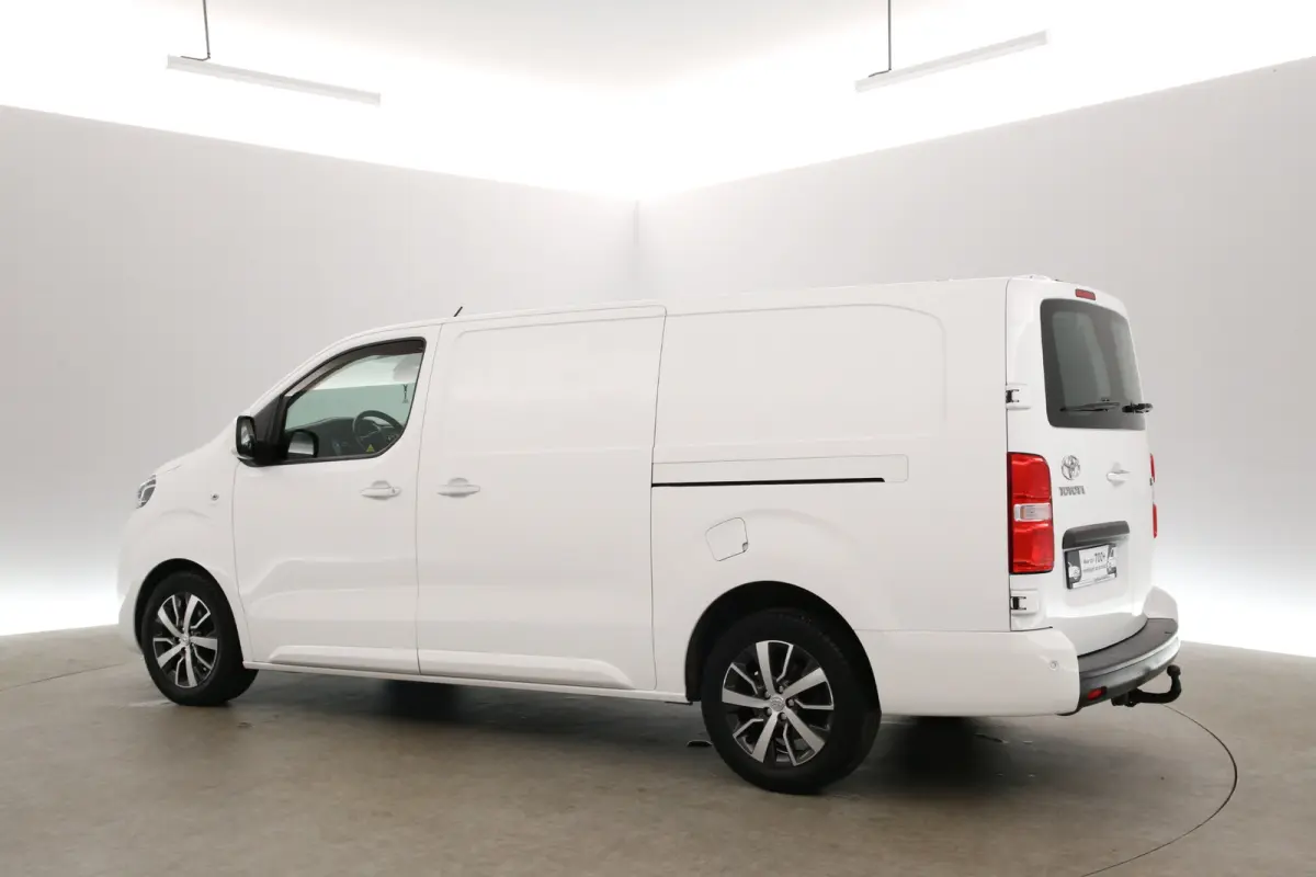 2.0D L3H1 150PK | Marge | Clima | Camera | Cruise | HuD | 3 Zits | 2xSchuifdeur Elektrisch | Trekhaak | Carplay
