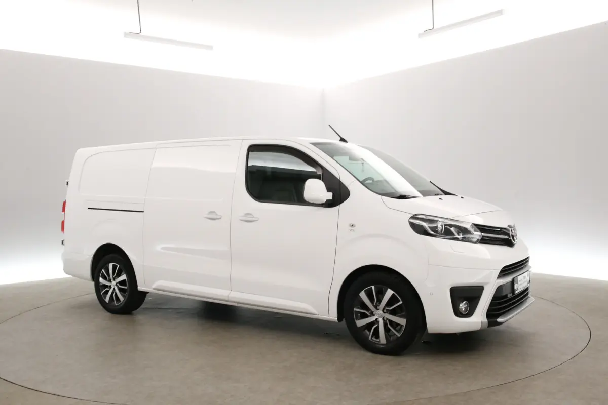 2.0D L3H1 150PK | Marge | Clima | Camera | Cruise | HuD | 3 Zits | 2xSchuifdeur Elektrisch | Trekhaak | Carplay