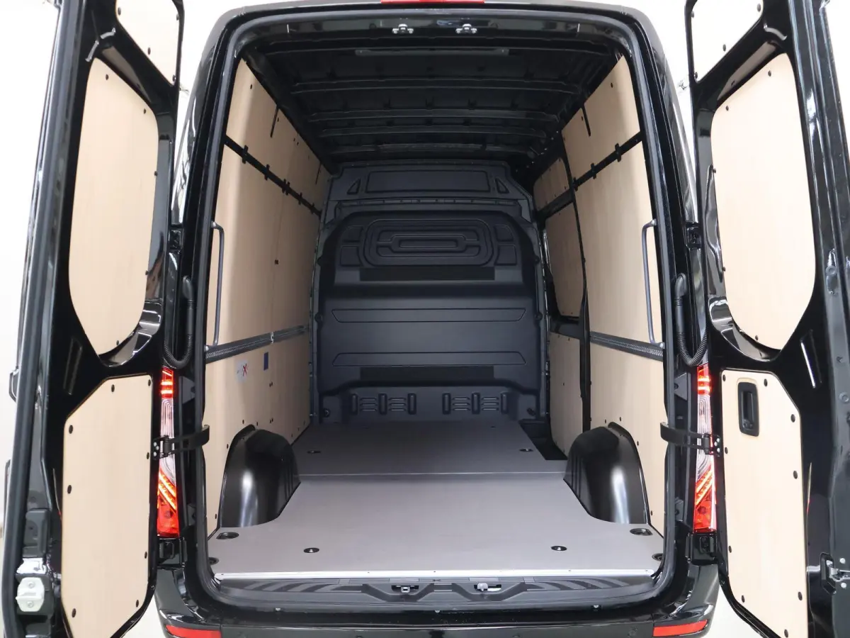 319 L2H2 RWD SELECT | BPM VRIJ | LED | DISTRONIC | WINTERPAKKET | NAVIGATIE