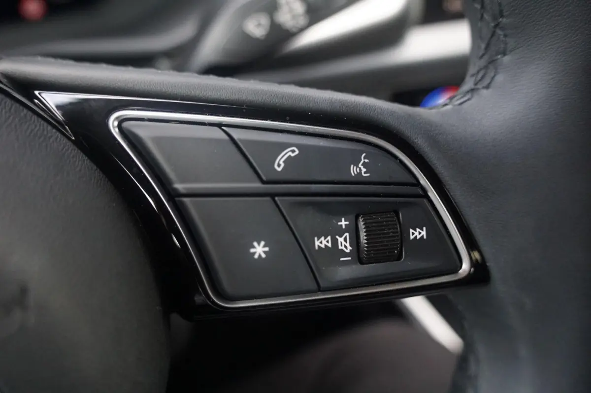 30 TFSI 116pk S-tronic Advanced Edition | Keyless | Smartphone Interface | PDC V/A | Stoelverwarming | Optiek Zwart Plus
